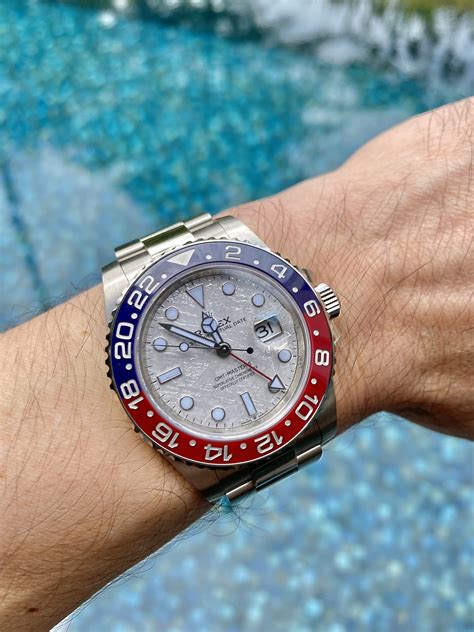 rolex gmt 2 or submariner|rolex gmt meteorite retail price.